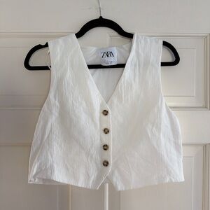 Zara Cream Sleeveless Buttoned Blouse